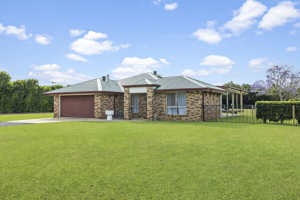 Listing image for 177 Kings Road, Glass House Mountains  QLD  4518