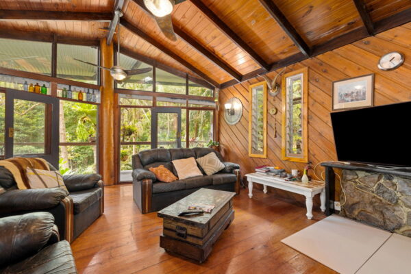 Listing image for 143 Ratcliffe Road, Diamond Valley  QLD  4553