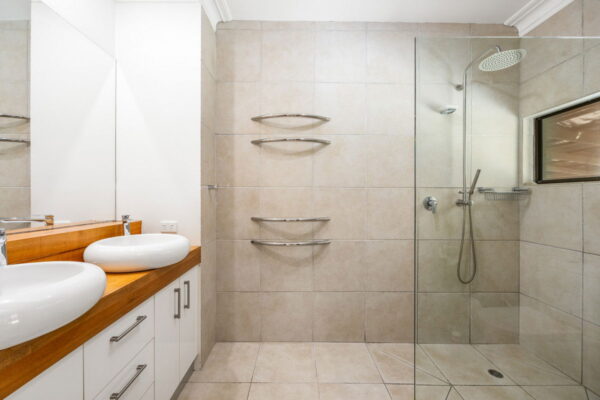 Listing image for 152 Glenview Road, Palmview  QLD  4553