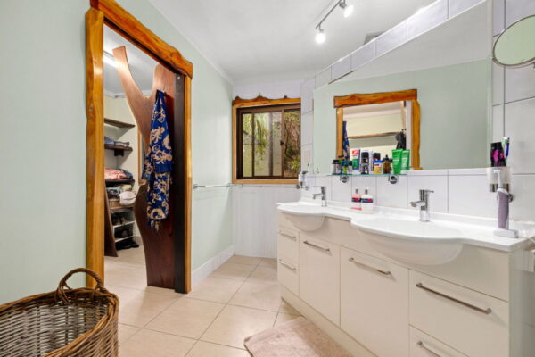 Listing image for 143 Ratcliffe Road, Diamond Valley  QLD  4553