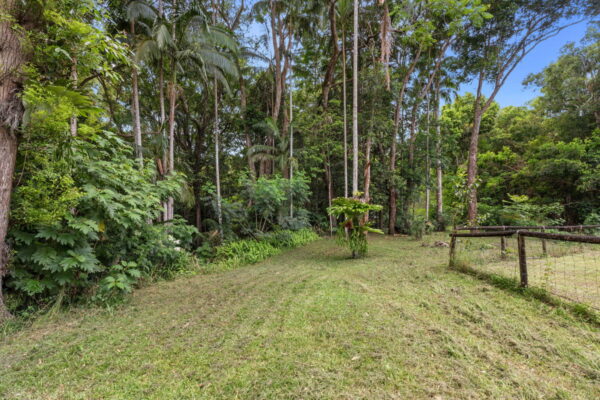 Listing image for 210 King Road, Mooloolah Valley  QLD  4553