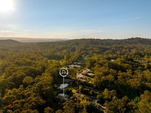 Listing image for 24 Sundown Close, Tanawha  QLD  4556