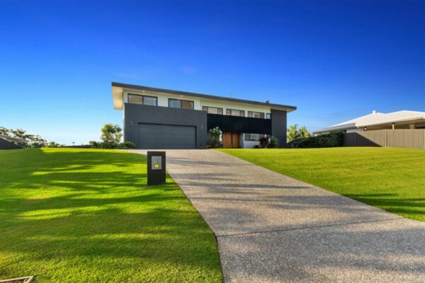 Listing image for 10 Kingfisher Crescent, Palmview  QLD  4553