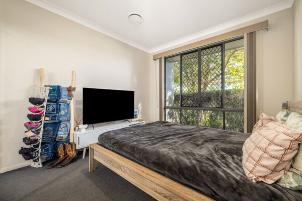 Listing image for 60 Mawhinney Road, Glenview  QLD  4553