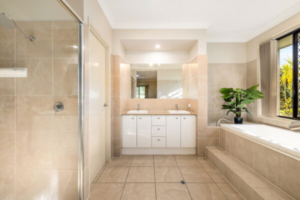 Listing image for 60 Mawhinney Road, Glenview  QLD  4553