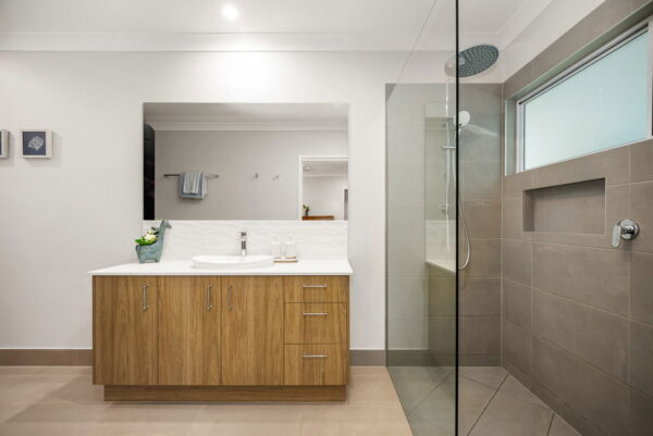 Listing image for 7 Isambert Road, Glenview  QLD  4553