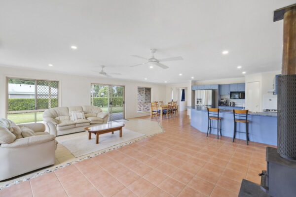 Listing image for 177 Kings Road, Glass House Mountains  QLD  4518