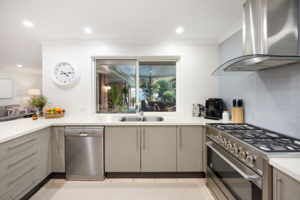 Listing image for 24 Sundown Close, Tanawha  QLD  4556