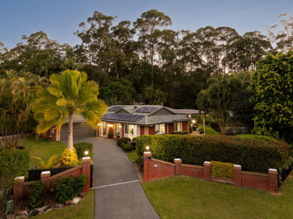 Listing image for 24 Sundown Close, Tanawha  QLD  4556