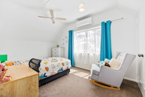 Listing image for 5 Bloodwood Close, Mooloolah Valley  QLD  4553