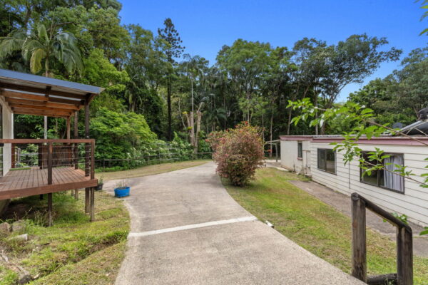 Listing image for 210 King Road, Mooloolah Valley  QLD  4553