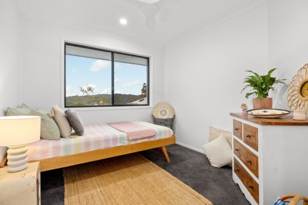 Listing image for 17 Viewland Drive, Mooloolah Valley  QLD  4553