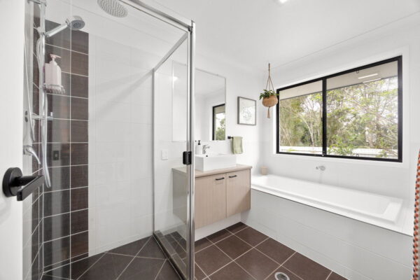 Listing image for 17 Viewland Drive, Mooloolah Valley  QLD  4553