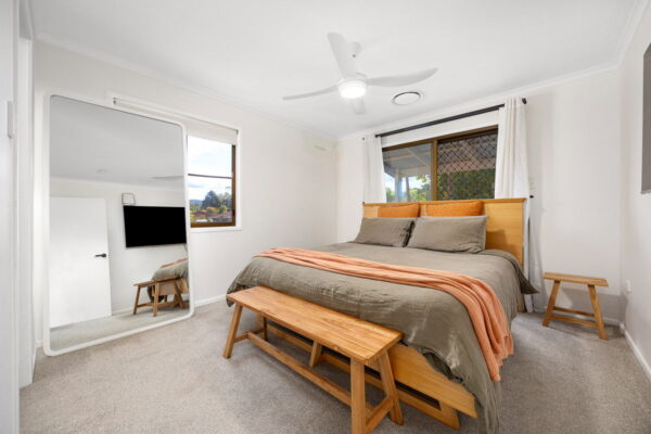 Listing image for 4 Leach Avenue, Landsborough  QLD  4550