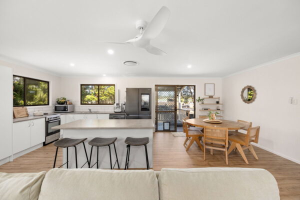 Listing image for 4 Leach Avenue, Landsborough  QLD  4550