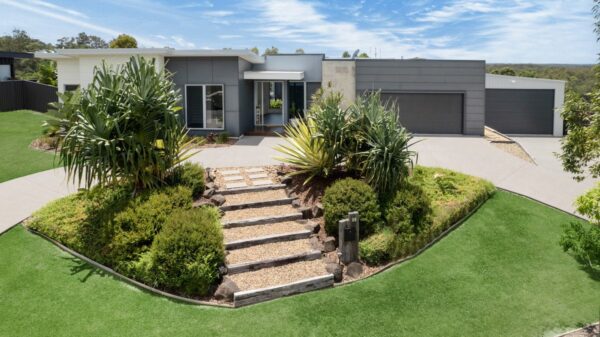 Listing image for 98 Palmview Forest Drive, Palmview  QLD  4553