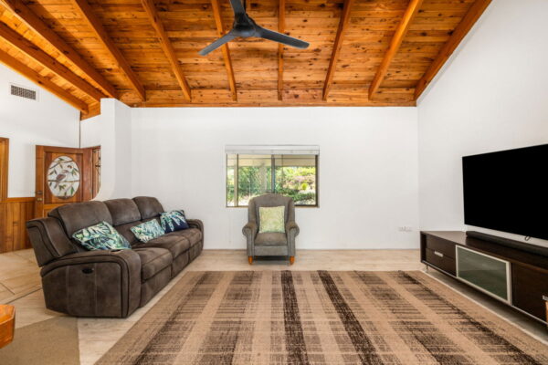 Listing image for 152 Glenview Road, Palmview  QLD  4553