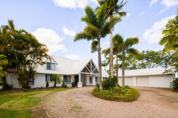 Listing image for 5 Bloodwood Close, Mooloolah Valley  QLD  4553