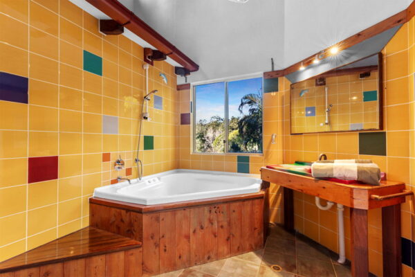 Listing image for 218 King Road, Mooloolah Valley  QLD  4553